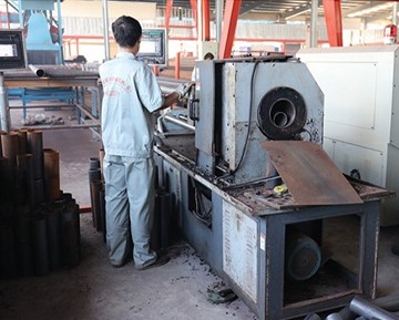 Cut tube machine